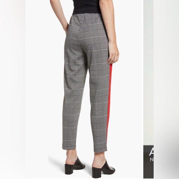 Stylish Plaid Women's Pants with Red Stripe - Picture 2 of 9
